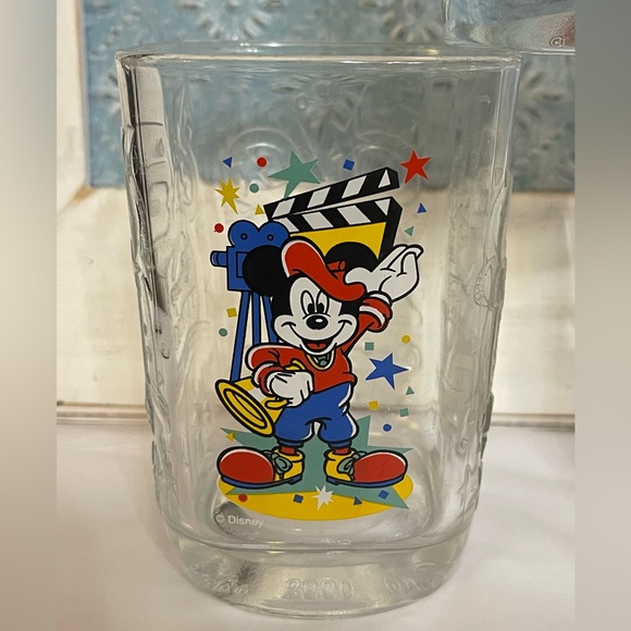 Vintage McDonald’s World 2000 Millennium Celebration Glasses set of 3 - Picture 6 of 17